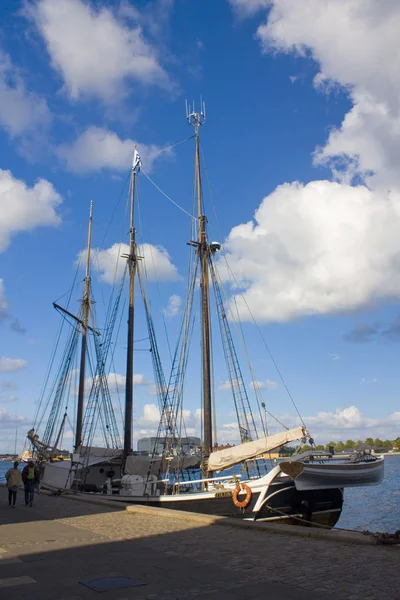 Kopenhaga Dania Maja 2019 Jachty Spokojnej Wodzie Porcie Openhagen — Zdjęcie stockowe