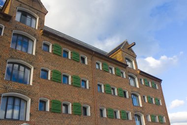 Kopenhag, Danimarka - 25 Mayıs 2019: Kopenhag'daki Nyhavn limanında tarihi bina