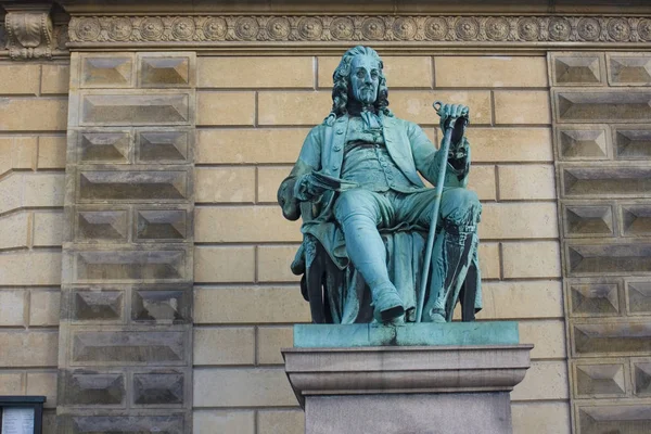 Copenhagen Dinamarca Mayo 2019 Monumento Ludvig Holberg Cerca Del Teatro — Foto de Stock