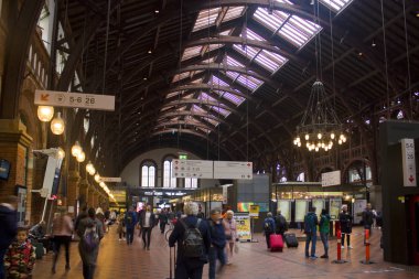 Kopenhag, Danimarka - 25 Mayıs 2019: Kopenhag Merkez İstasyonu'nun İç 