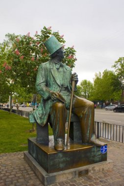 Kopenhag, Danimarka-25 Mayıs 2019: Kopenhag Hans Christian Andersen Anıtı