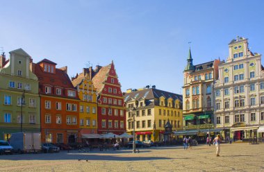Wroclaw, Polonya - 18 Haziran 2019: Wroclaw'daki Eski Pazar Meydanı