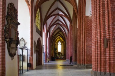 Wroclaw, Polonya - 18 Haziran 2019: Wroclaw'daki St. Mary Magdalene Kilisesi'nin İçişleri