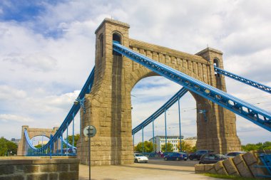 Wroclaw, Polonya - 18 Haziran 2019: Wroclaw'daki Grunwaldzki Köprüsü