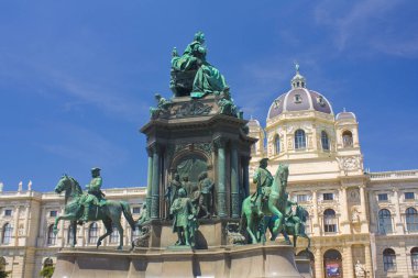 Viyana, Avusturya - 30 Haziran 2019: Viyana'daki Maria Theresia Anıtı