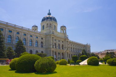 Viyana, Avusturya - 30 Haziran 2019: Viyana'da Maria-Theresa Anıtı ve Sanat Tarihi Müzesi