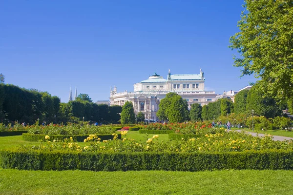 Viyana Avusturya Haziran 2019 Volksgarten Halk Bahçesi Viyana Daki Halk — Stok fotoğraf