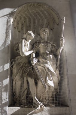 Viyana, Avusturya - 30 Haziran 2019: Hofburg Heykelleri - Viyana'da müzeleri olan barok saray kompleksi