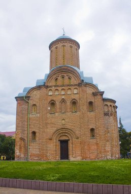 Pyatnitskaya Kilisesi (veya St Mary Paraskevi Cuma Torgu Kilisesi) Chernigov, Ukrayna