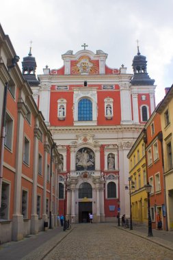 Poznan, Polonya-20 Haziran 2019: Poznan içinde Perpetual yardım ve St Mary Magdalene bizim Lady Bazilikası