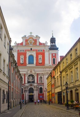 Poznan, Polonya-20 Haziran 2019: Poznan içinde Perpetual yardım ve St Mary Magdalene bizim Lady Bazilikası
