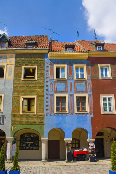 Poznan Polonia Giugno 2019 Vecchie Case Multicolori Sulla Piazza Principale — Foto Stock