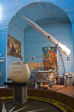 Pereyaslav-Khmelnitsky, Ukrayna-Jule 25, 2019: halk mimarisi Açık Hava Müzesi 'nde Osmos Müzesi Iç ve Pereyaslav yaşam-Khmelnitsky