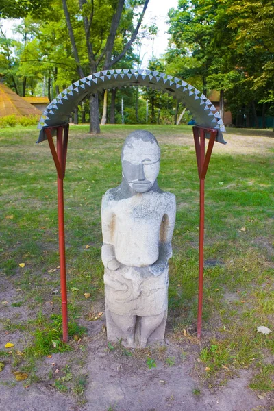 Pereyaslav Khmelnitsky Ukraine Jule 2019 Stone Woman Kurgan Stelae Statue — Stock Photo, Image