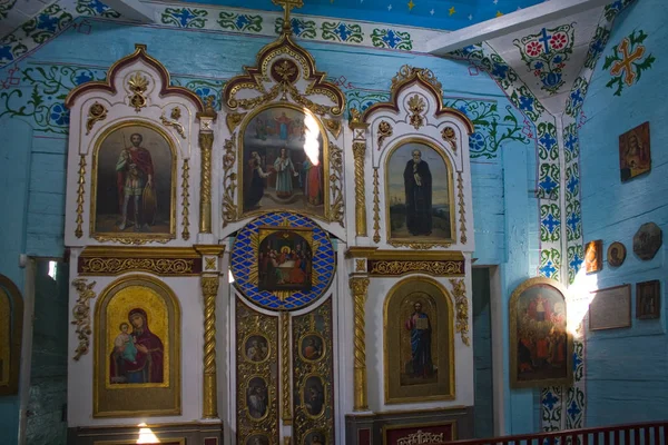 Pereyaslav Khmelnitsky Ukraine Jule 2019 Wnętrze Starożytnego Kozackiego Kościoła Skansenu — Zdjęcie stockowe