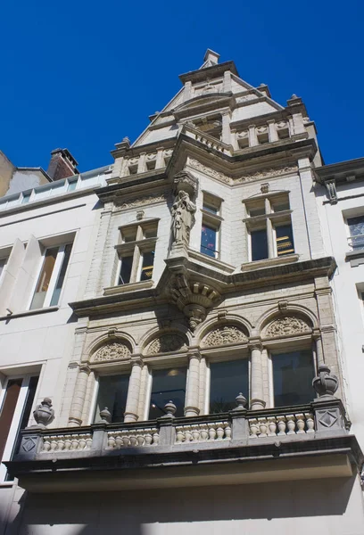 Vacker Byggnad Den Berömda Meir Street Den Största Shoppinggatan Antwerpen — Stockfoto