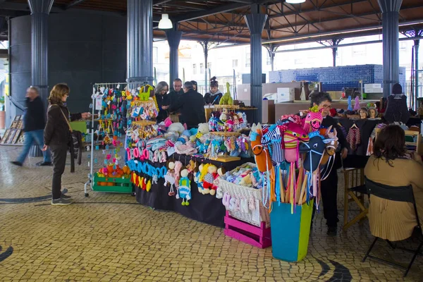 Aveiro Portugal März 2019 Verkauf Von Souvenirs Auf Dem Fischmarkt — Stockfoto