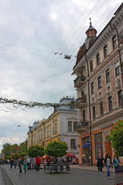チェルニフツシ ウクライナ 2018年5月 コビランスカ通り チェルニヴトシの中央通り — ストック写真