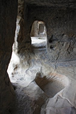 Gürcistan'da Cave Town Uplistsikhe mağarası