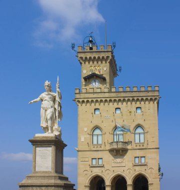 San Marino Cumhuriyeti Özgürlük Heykeli ve Palazzo Pubblico