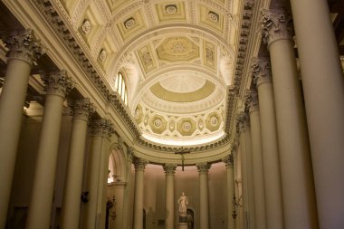 San Marino, San Marino - 27 Ağustos 2019: San Marino'daki Bazilikası di San Marino'nun İç