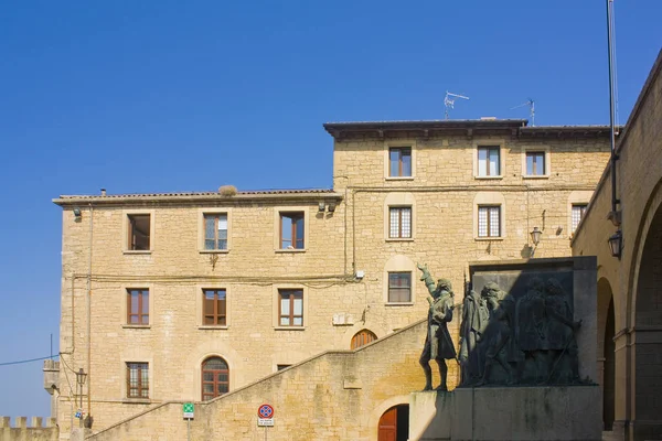 Monumento Girolamo Gozi Difensori Della Libertà Piazza Sant Agata San — Foto Stock