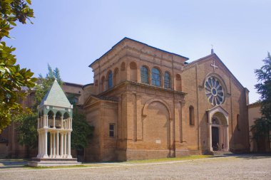 Bologna, İtalya - 28 Ağustos 2019: Bologna'daki San Domenico Bazilikası, İtalya