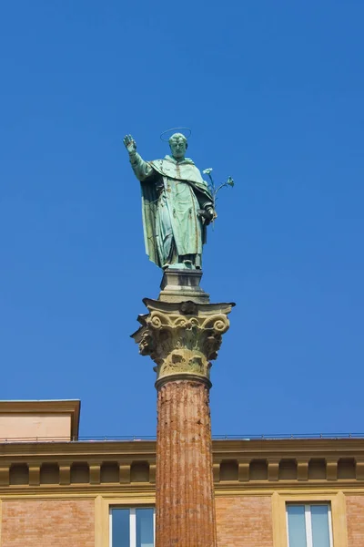 Coluna San Domenico Piazza San Domenico Bolonha Itália — Fotografia de Stock