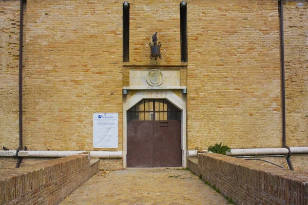 Pesaro Itália Agosto 2019 Porta Entrada Fortaleza Rocca Constanza Pesaro — Fotografia de Stock