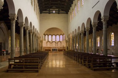 Ravenna, İtalya - 31 Ağustos 2019: Ravenna 'daki San Giovanni Evangelista Bazilikası