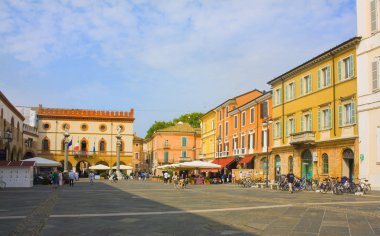 Ravenna, İtalya - 31 Ağustos 2019: Ravenna 'da Piazza del Popolo