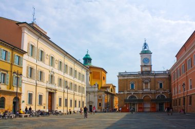 Ravenna, İtalya - 31 Ağustos 2019: Ravenna 'da Piazza del Popolo