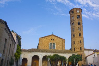 Ravenna, İtalya - 31 Ağustos 2019: Ravenna 'da Sant' Apollinare Nuovo Bazilikası