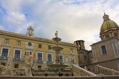Palermo, Sicilya, İtalya 'daki Piazza Pretoria' daki Pretoria Çeşmesinin Parçası