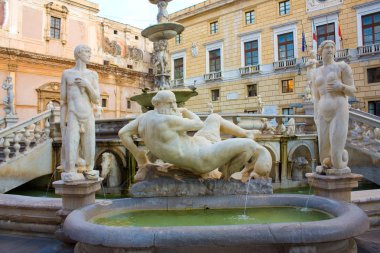 Palermo, Sicilya, İtalya 'daki Piazza Pretoria' daki Pretoria Çeşmesinin Parçası