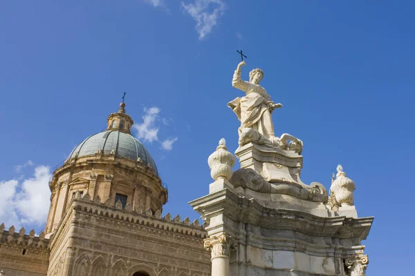 Pomnik Santa Rosalia Niedaleko Katedry Palermo Sycylia Włochy — Zdjęcie stockowe