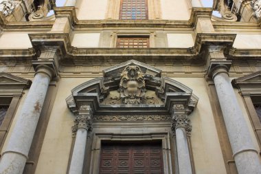 İtalya, Sicilya, Palermo 'daki Olivella' daki St. Ignatius Kilisesi 'nin bir parçası.