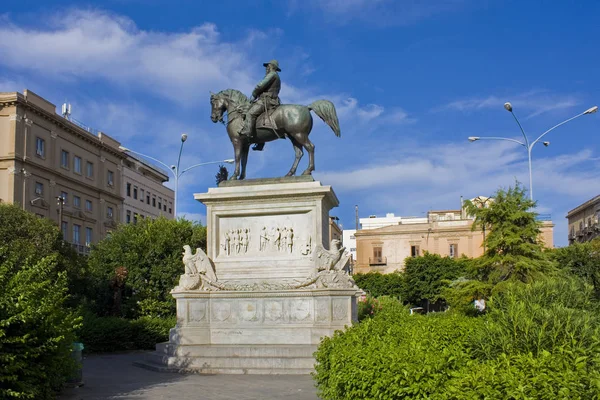 Monument Voor Vittorio Emanuele Het Plein Van Giulio Cesare Palermo — Stockfoto