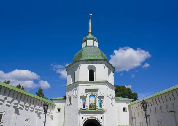 Torre Puerta Campana Del Monasterio Masculino Spaso Preobrazhensky Novgorod Seversky — Foto de Stock
