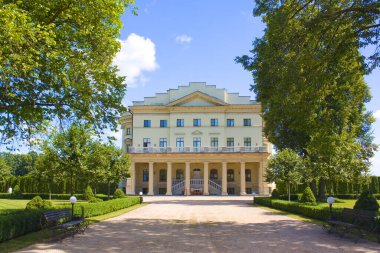 Ukrayna, Baturin 'deki Razumovsky Sarayı