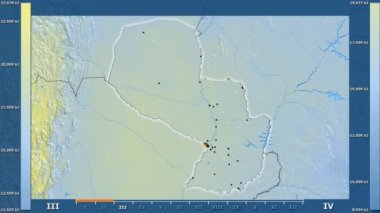 Animasyonlu efsanesi - parlayan şekli, idari sınırları, ana şehirler, sermaye ile Paraguay alanında güneş radyasyonu aya göre. Sterografik projeksiyon