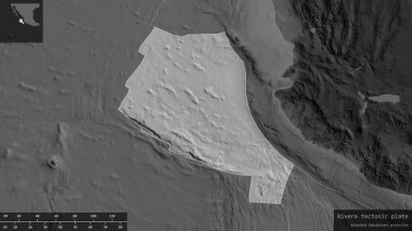 Nehir levhası şekli, gri ölçekli haritanın karanlık ve doyumsuz arka planında, bilgilendirici örtülerle özetlenmiştir. 3B görüntüleme