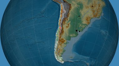Rahatlama ortografik haritasında Şili ana hatlarıyla belirtilmiş. Sermaye, idari sınırlar ve memnuniyet