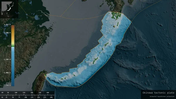 Okinawa Deska Obrys Tmavém Zpustošeném Pozadí Fyzické Mapy Informativními Překryvy — Stock fotografie