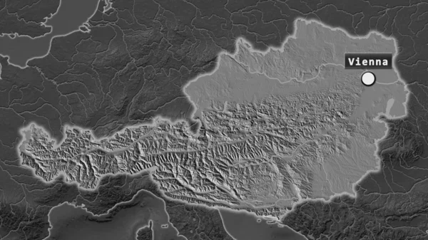 奥地利的重点地区 在其临近地区的荒凉地图上有大写字母和标记 Bilevel高地图 — 图库照片