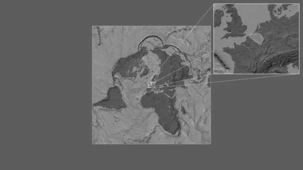 从世界大比例尺地图中提取出的扩大和扩大的比利时地区 其主要线连接了框架的各个角落 Bilevel高地图 — 图库照片