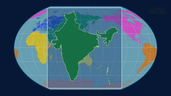 以透视线与Kavrayskiy投影中的全球地图对齐的印度缩放视图 形体中心 各大洲的彩色地图 — 图库照片