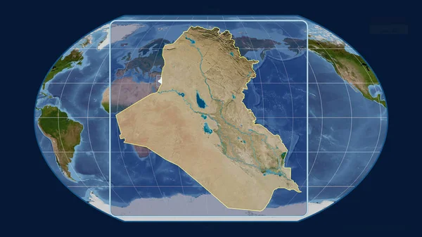 用透视线与Kavrayskiy投影中的全球地图对齐 放大了伊拉克的轮廓 形体中心 卫星图像 — 图库照片