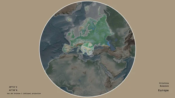 在该大陆的大比例尺地图上有一个圆形的科索沃地区 在绝望的背景下孤立起来 大写的地理推论和名称 彩色物理图 — 图库照片