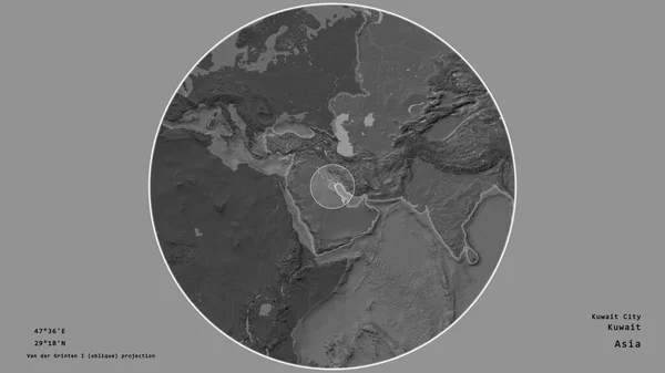 쿠웨이트 지역은 사막화 배경에 고립된 대륙의 대규모 지도에원 표시되어 있었다 — 스톡 사진